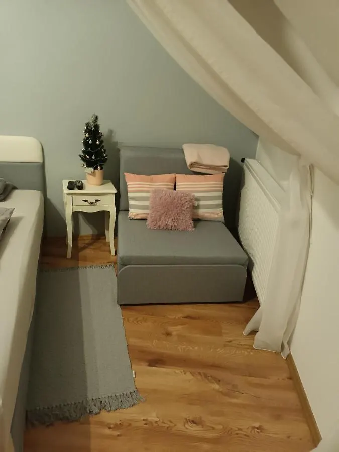 Apartment Sasvar Apartman Eger
